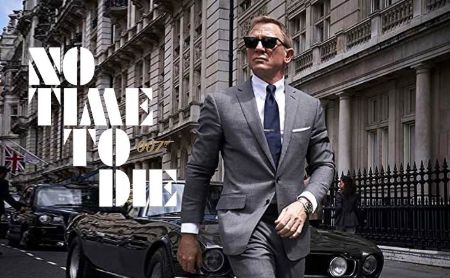 A picture of Daniel Craig as James Bond